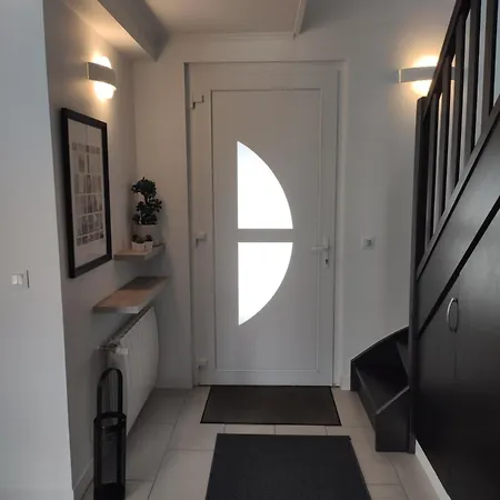 Villa Maison Avec Jardin - 10 Pers - Proche Paris & Golf - Ideal Pro & Familles Lésigny